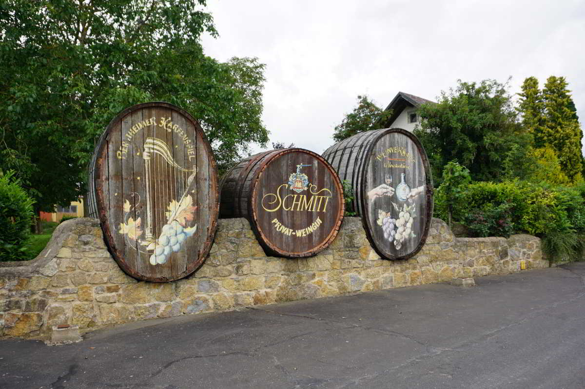 Wohnmobilstellplatz am Weingut Schmitt