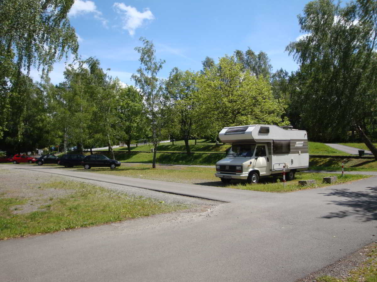 Wohnmobilstellplatz am Bergbad in Heltersberg