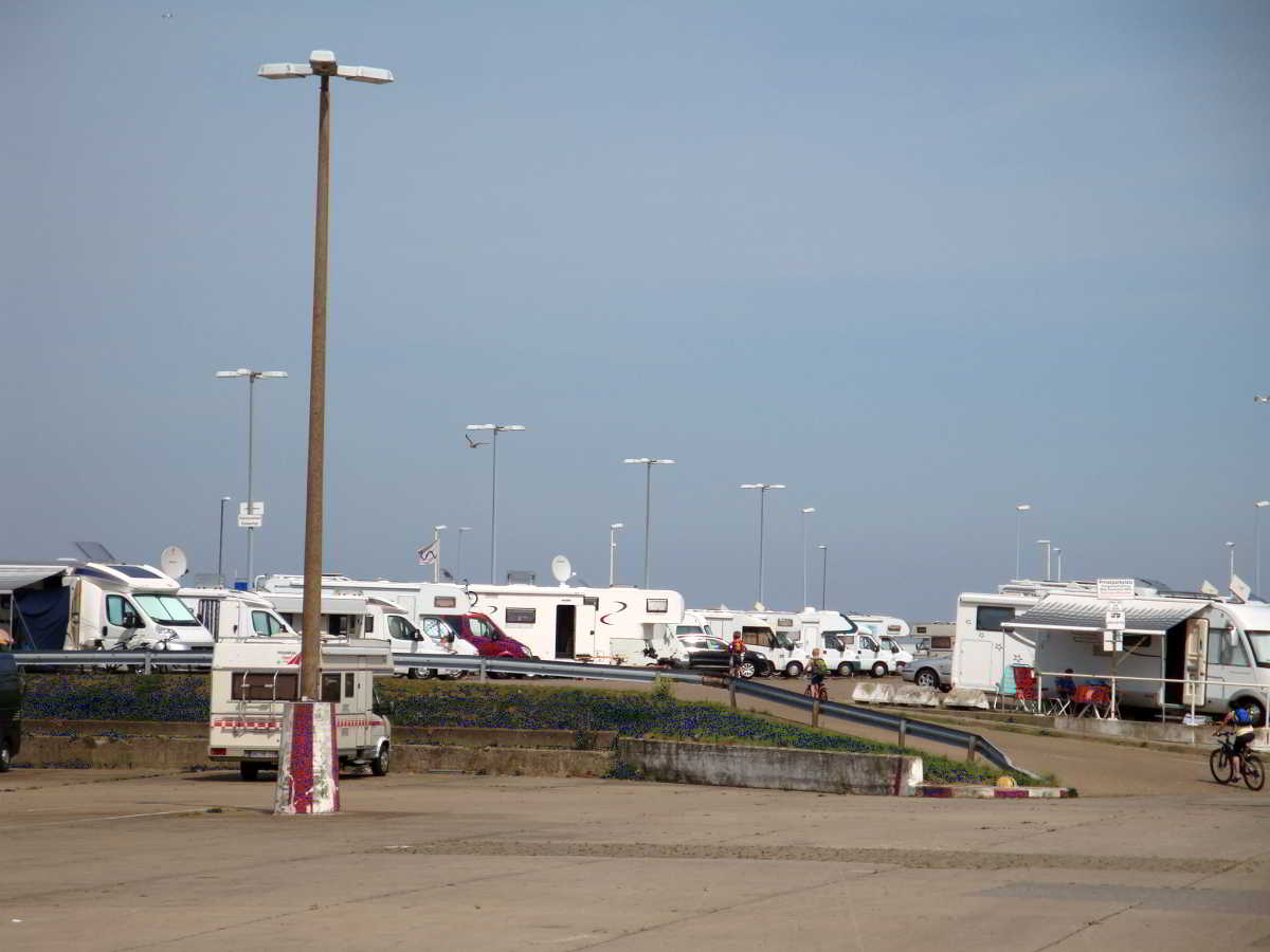 Wohnmobilstellplatz am Fährhafen in Cuxhaven