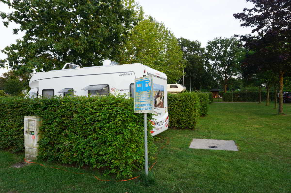 Wohnmobilstellplatz am Hallenfreibad in Wagenfeld