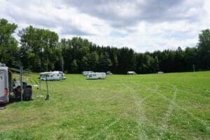 Wohnmobilstellplatz am Stausee in Welzheim