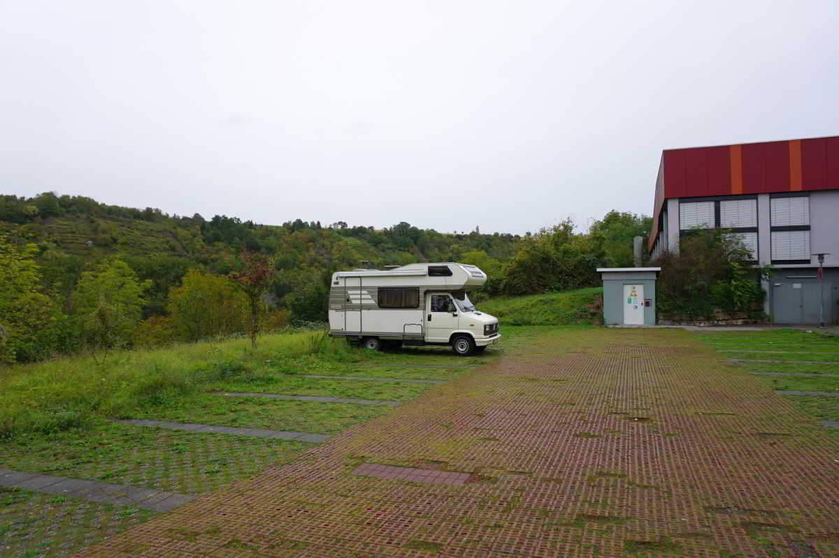 Wohnmobilstellplatz am Hallenbad in Möckmühl