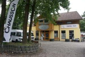 Wohnmobilstellplatz Lewandowsky Reisemobile