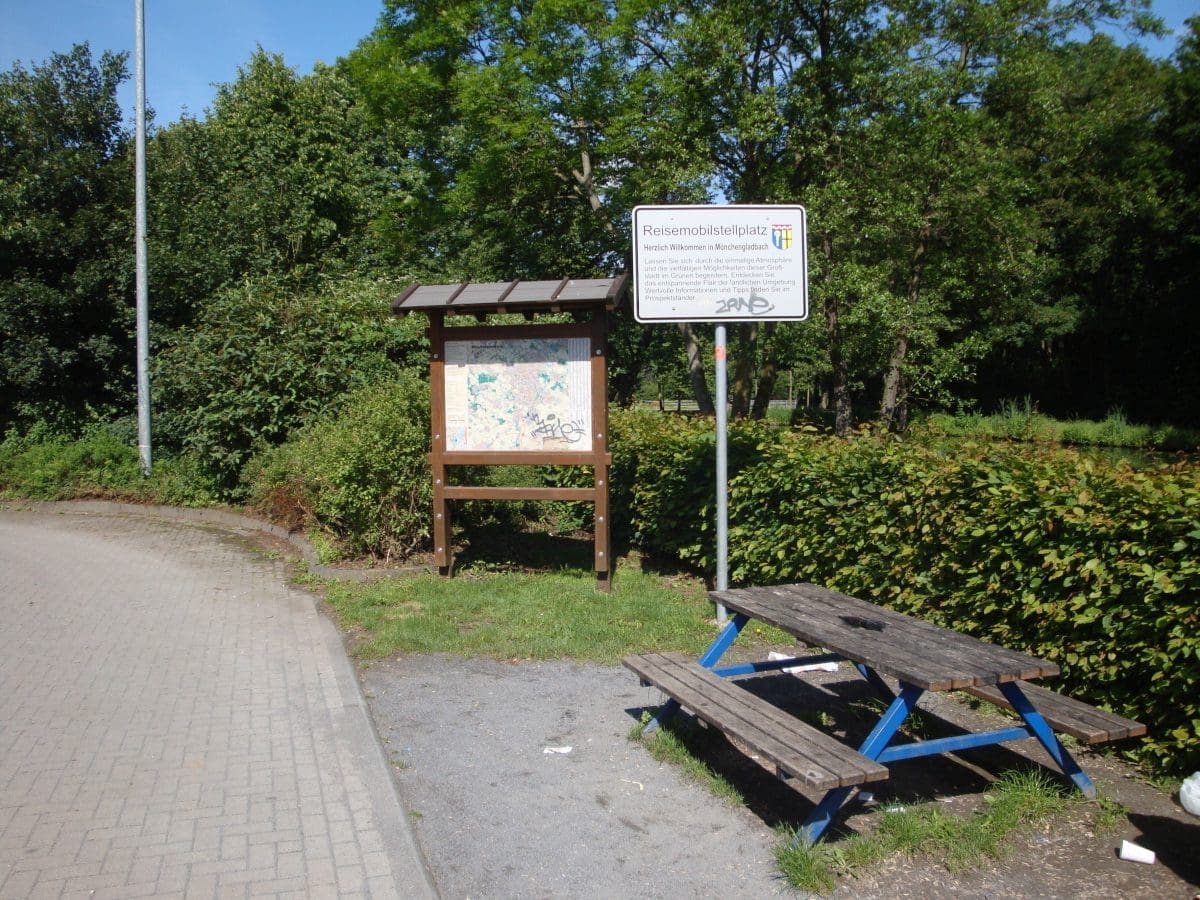 Reisemobilstellplatz Schloss Wickrath