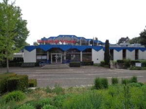 Wohnmobilstellplatz am Hallenbad in Vellmar