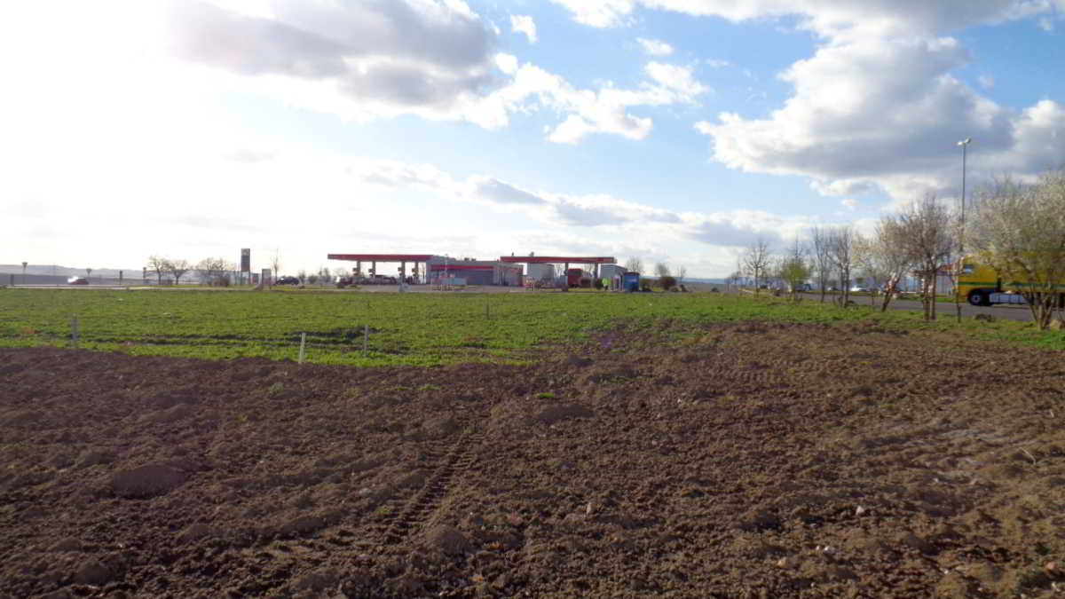 Wohnmobilstellplatz am Autohof Gau-Bickelheim