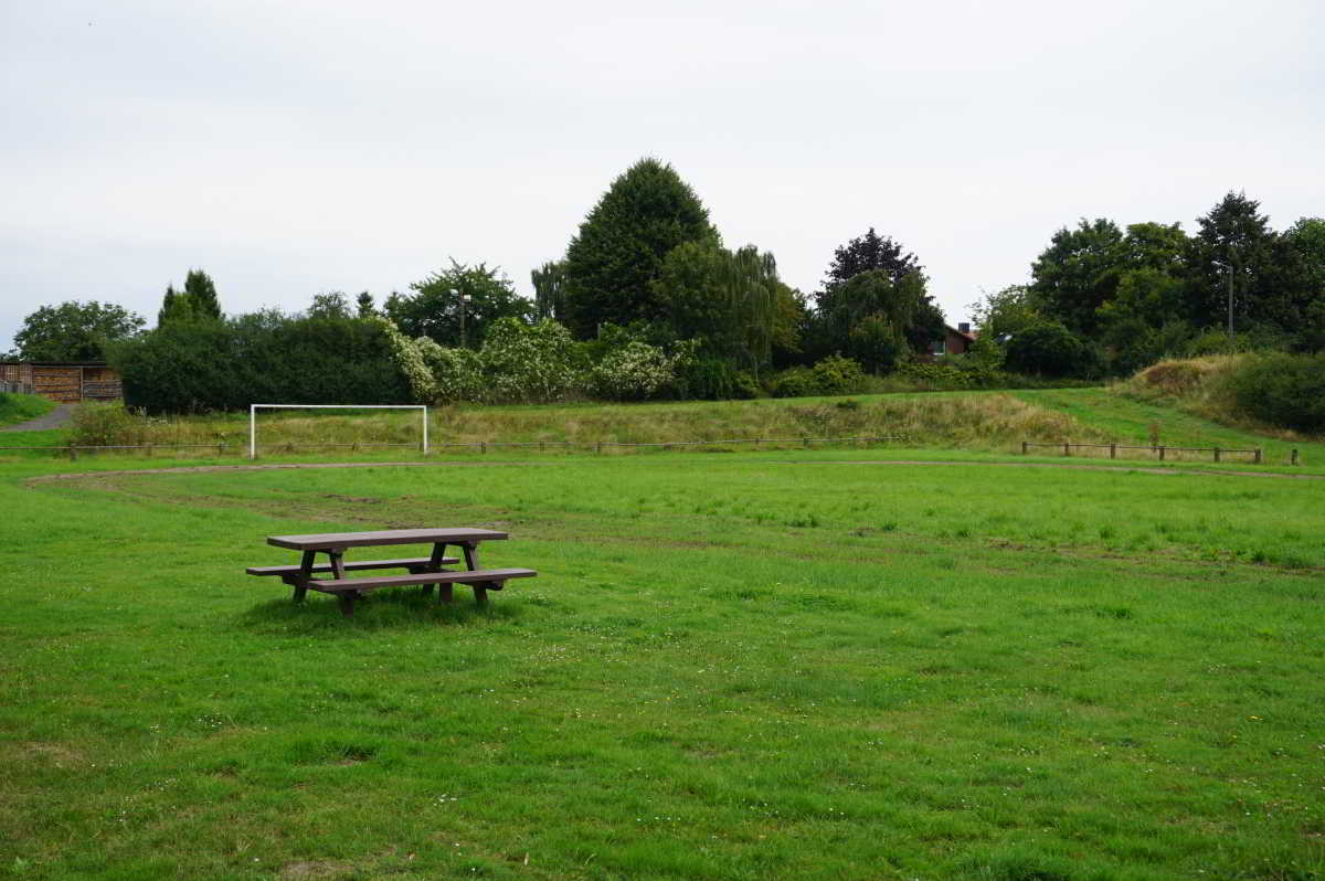 Wohnmobilstellplatz am Leeser See Wohnmobilstellplatz am Leeser See