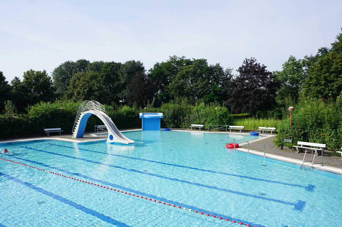 Hallenfreibad in Wagenfeld