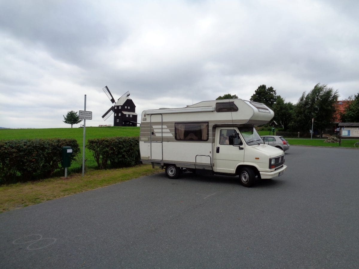 Kottmarsdorfer Bockwindmühle Stellplatz an der Bockwindmühle