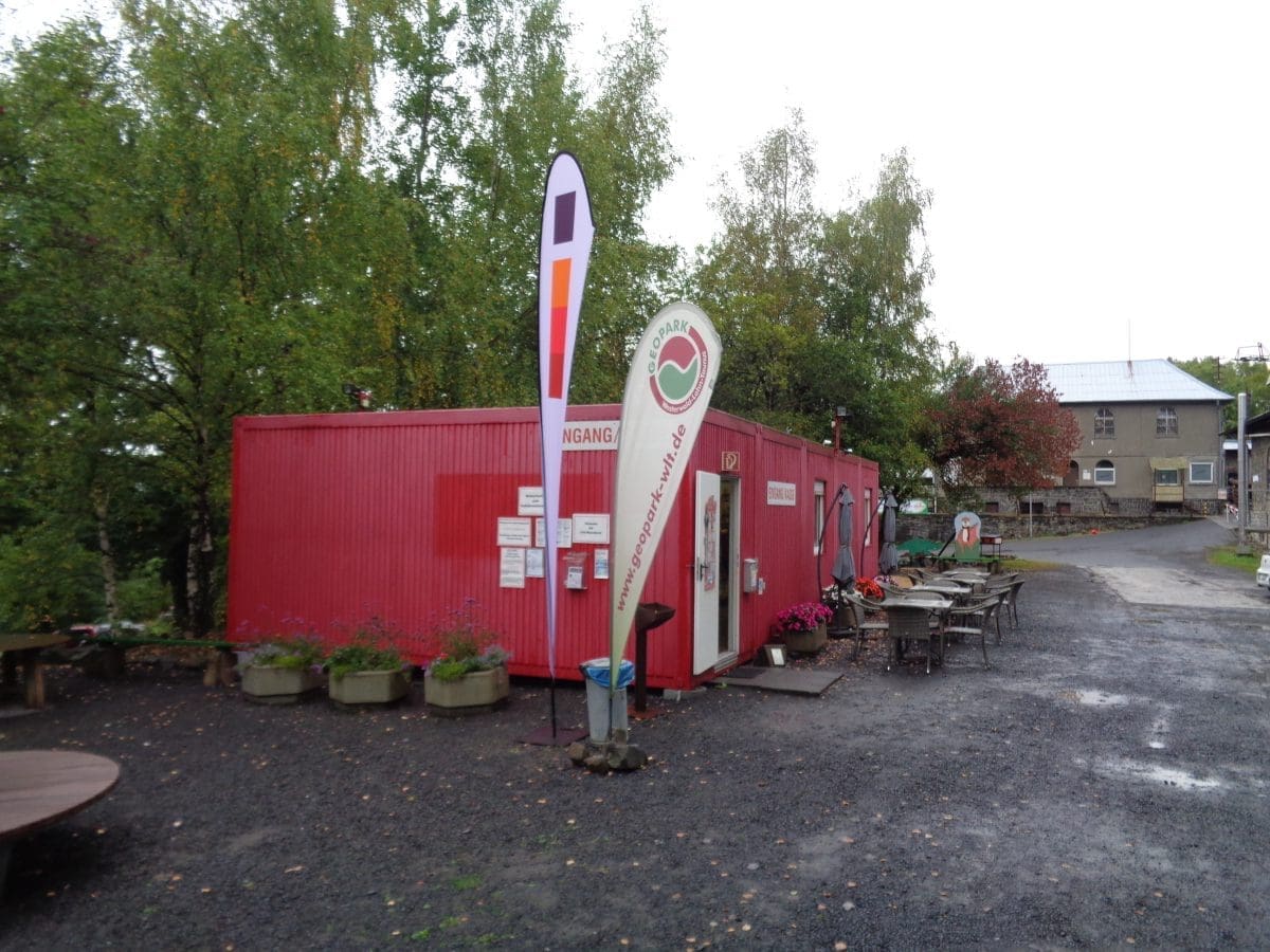 Wohnmobilstellplatz am Stöffelpark in Enspel