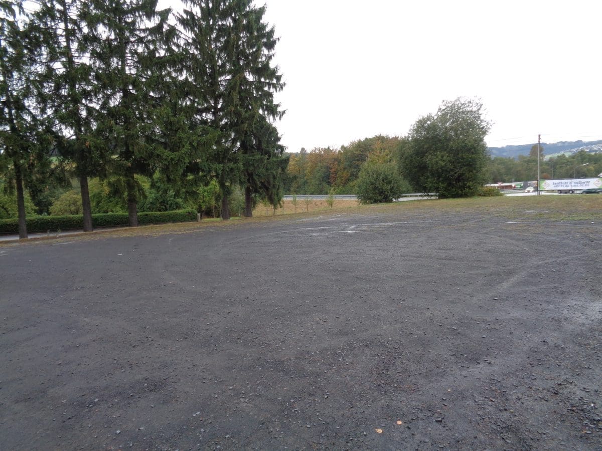 Wohnmobilstellplatz am Stöffelpark in Enspel