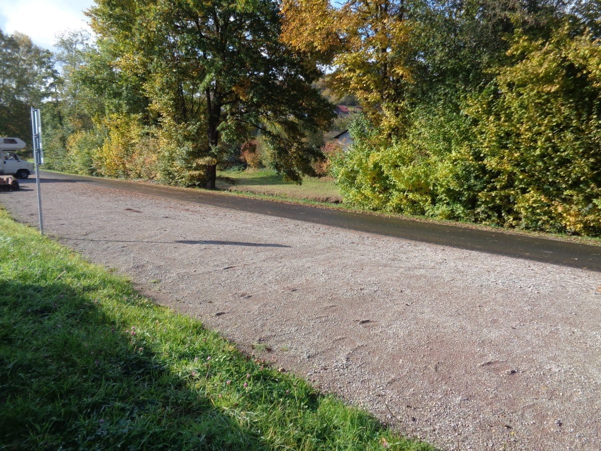 Stellplatz am Freibad Burgsinn Wohnmobilstellplatz am Freibad Burgsinn