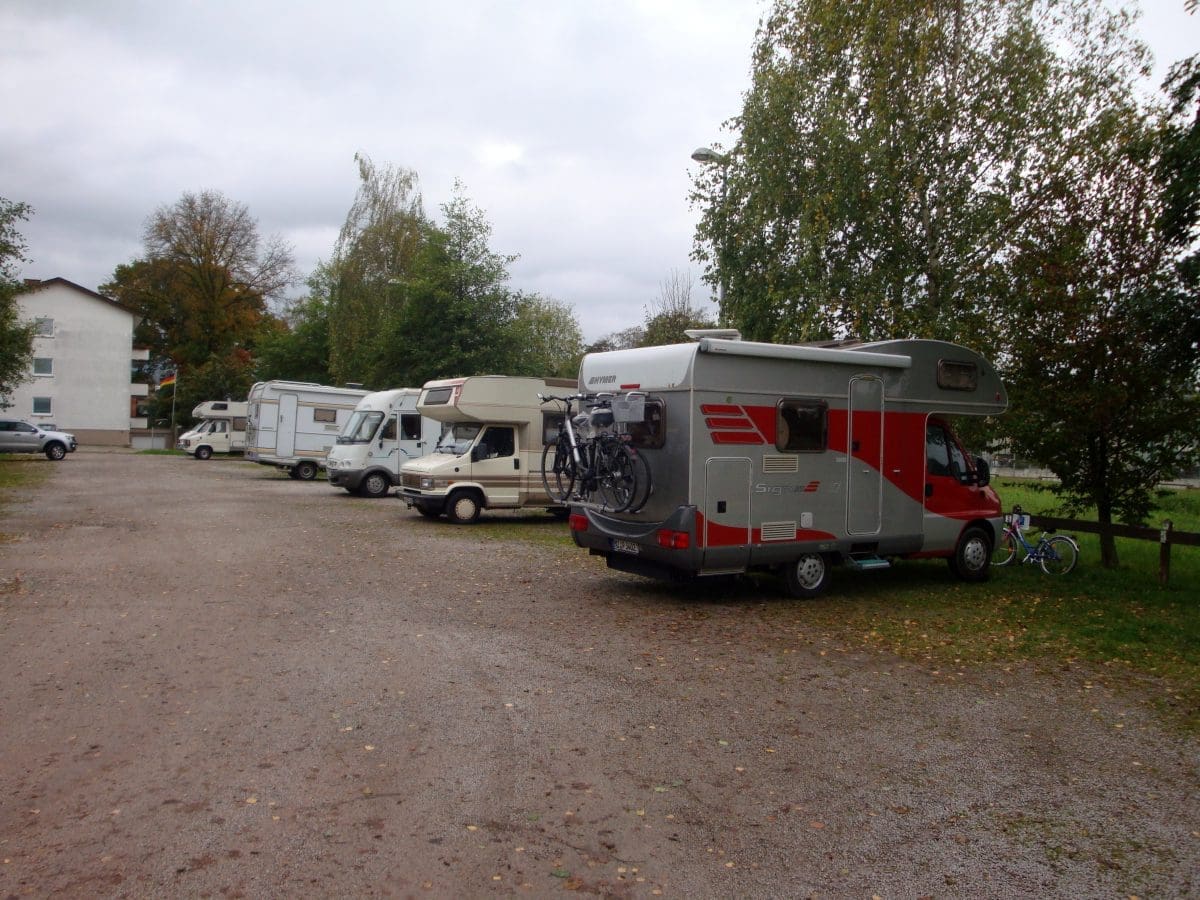 Wohnmobilstellplatz am Freibad Achern
