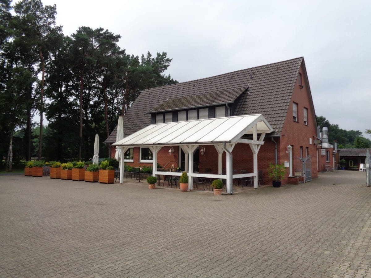 Wohnmobilstellplatz an der Waldschänke