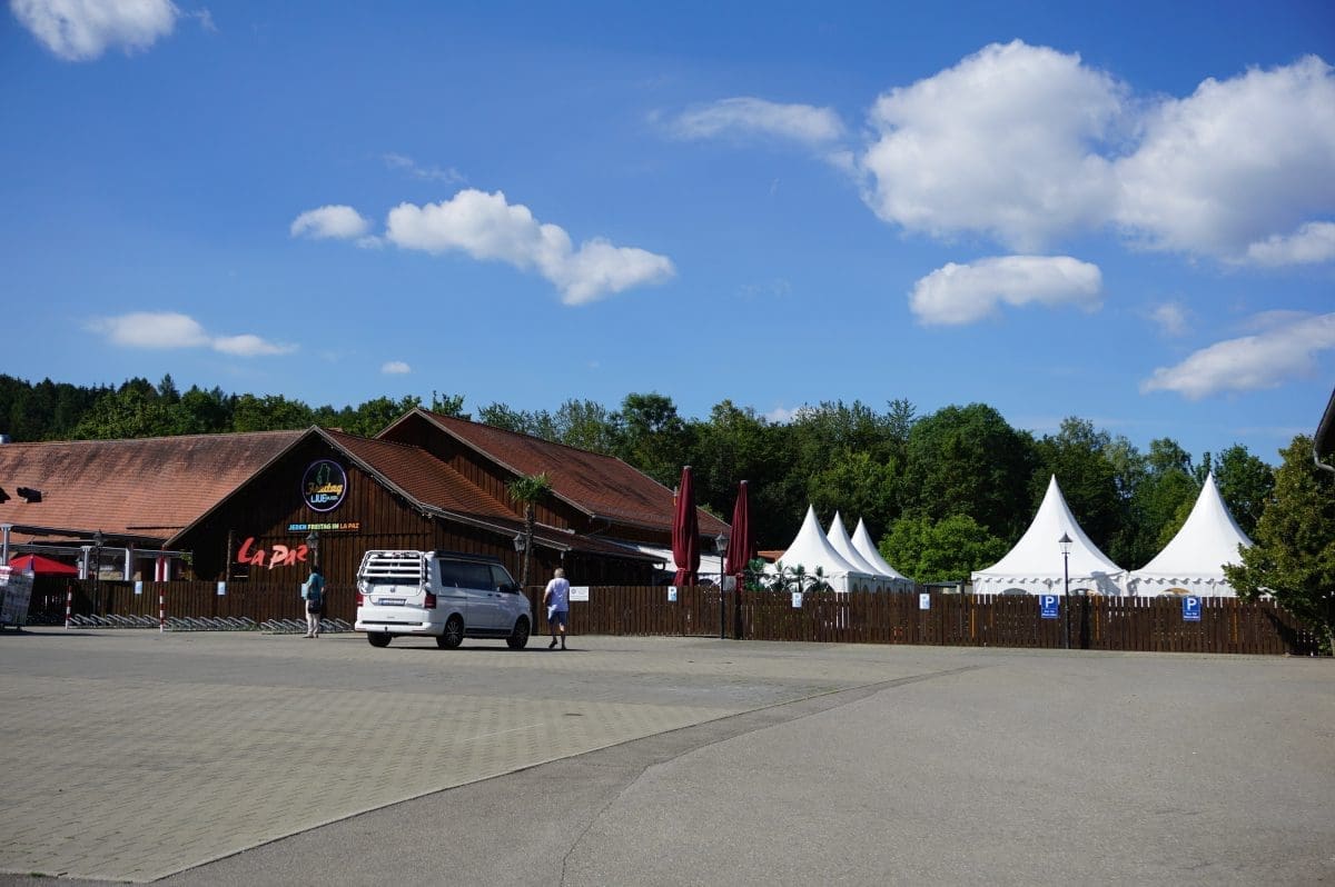 Wohnmobilstellplatz am Hof­gut Do­mä­ne Hechingen