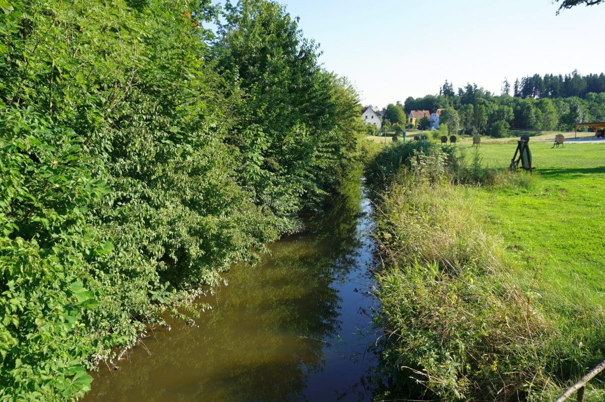 Wohnmobilstellplatz am Weidenpark Wohnmobilstellplatz am Weidenpark