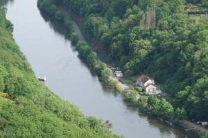 Wohnmobilstellplatz an der Saar in Mettlach