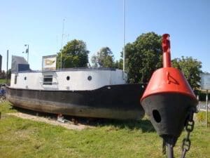 Wohnmobilstellplatz am alten Hafen in Drochtersen-Assel
