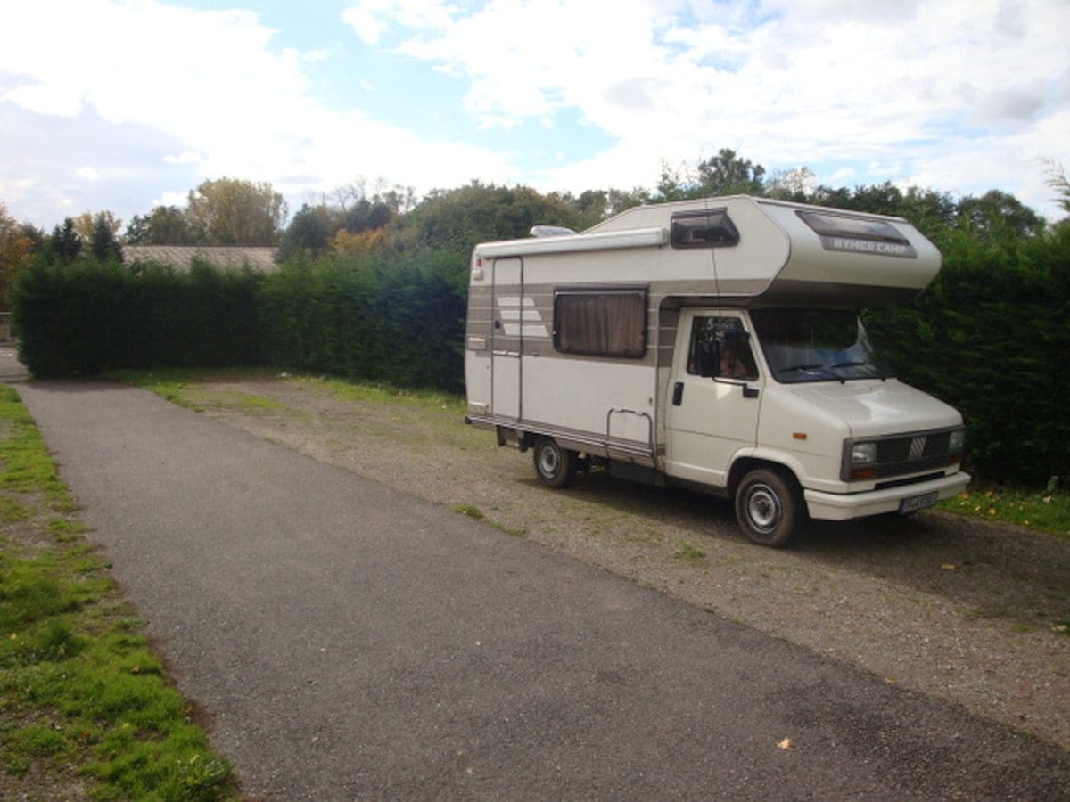 Wohnmobilstellplatz am Tennisclub Bellheim