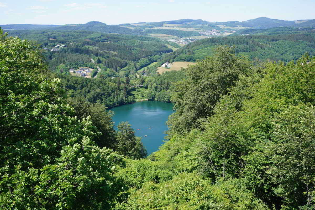 Vulkankrater in Schangenmehren Vulkankrater in Schangenmehren