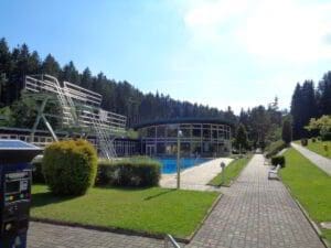 Wohnmobilstellplatz am Waldbad Adorf