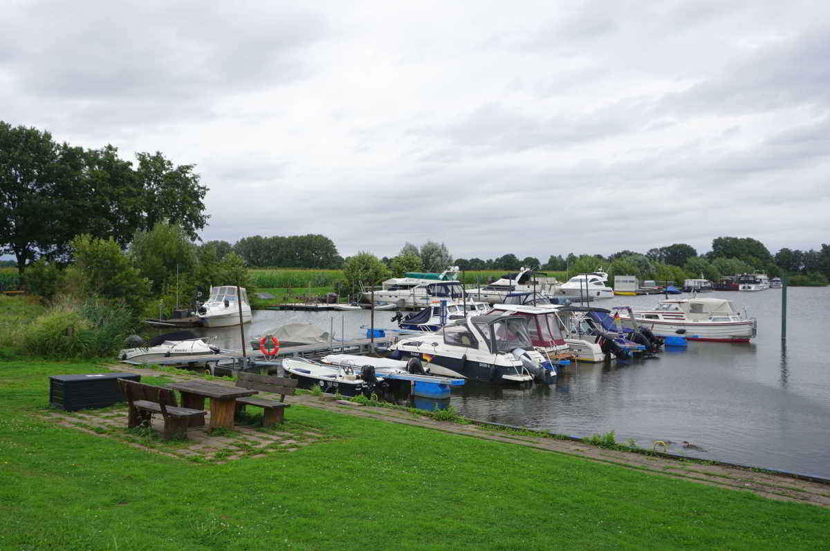 Wohnmobilstellplatz Marina Mehlbergen