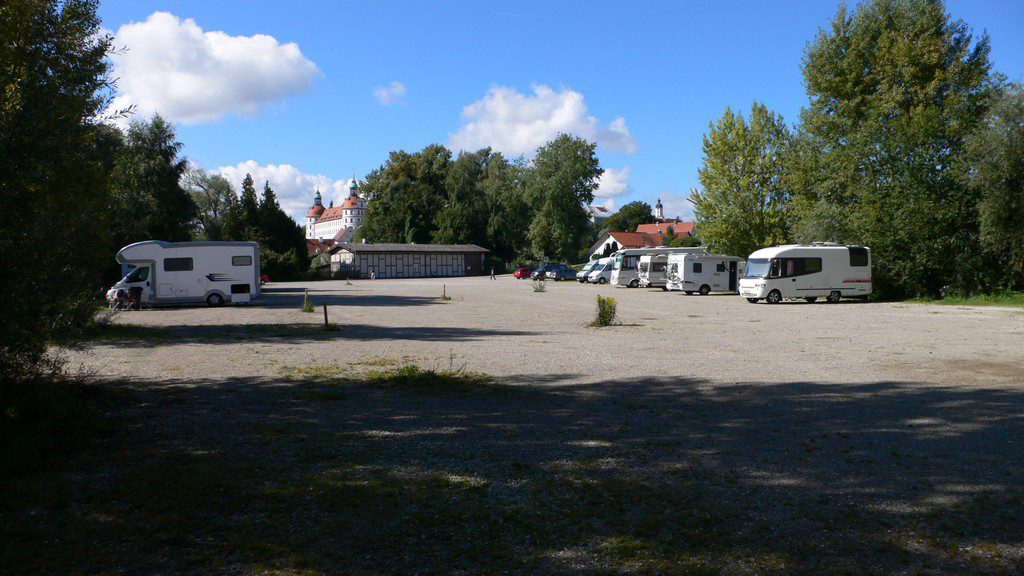 Wohnmobilstellplatz Schlösslwiese