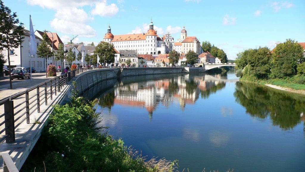 Wohnmobilstellplatz Schlösslwiese