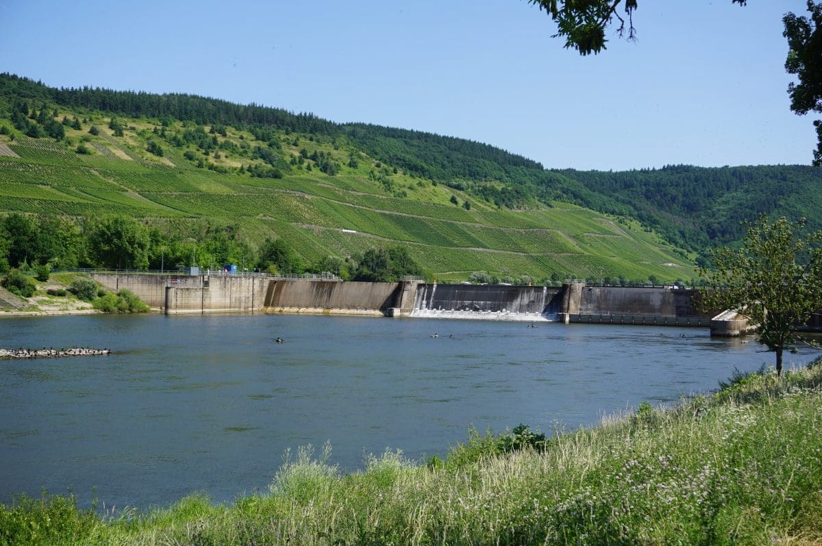 Wohnmobilstellplatz Moselblick in Schleich