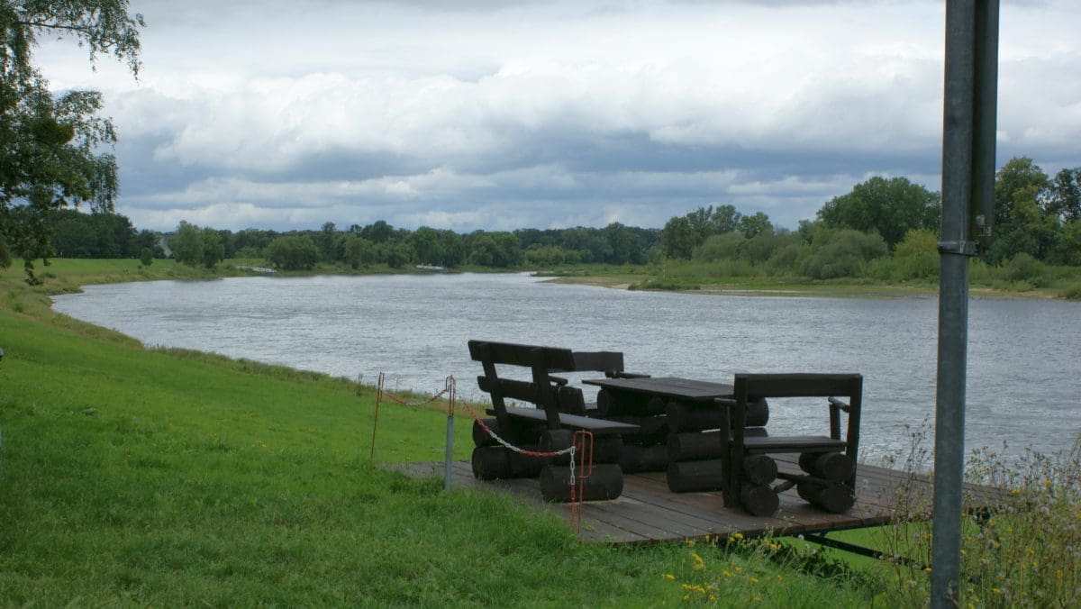 Wohnmobilstellplatz am Yachtclub Dessau
