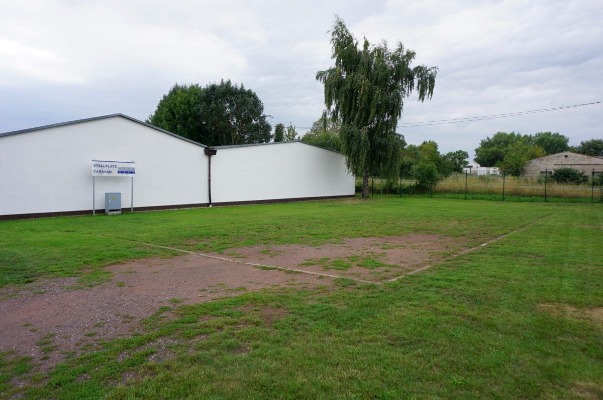 Wohnmobilstellplatz am Bootshaus in Burg Wohnmobilstellplatz am Bootshaus in Burg