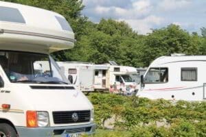Wohnmobilstellplatz am Parkstadion in Baunatal Wohnmobilstellplatz am Parkstadion in Baunatal