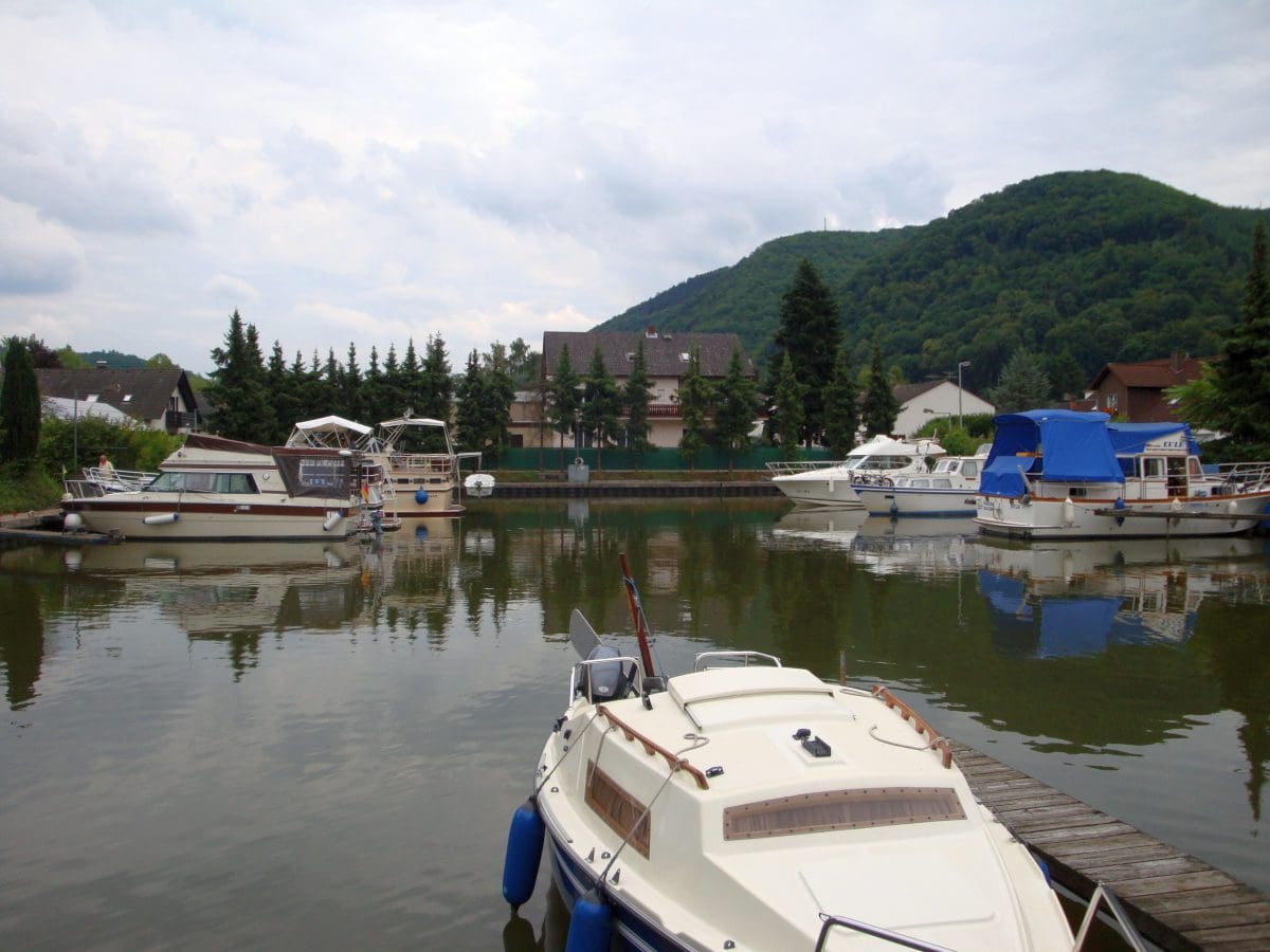 Wohnmobilstellplatz an Kutschers Marina