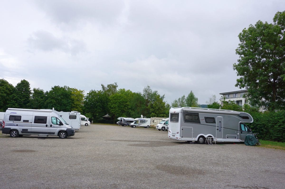 Wohnmobilstellplatz am Rheinufer in Bad Säckingen