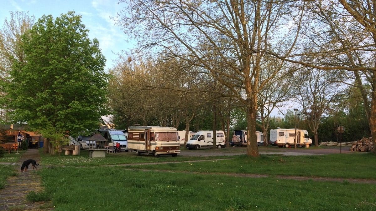 Wohnmobilstellplatz am Geiseltalsee