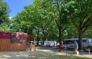 Wohnmobilstellplatz am Kuhhirten Wohnmobilstellplatz am Kuhhirten