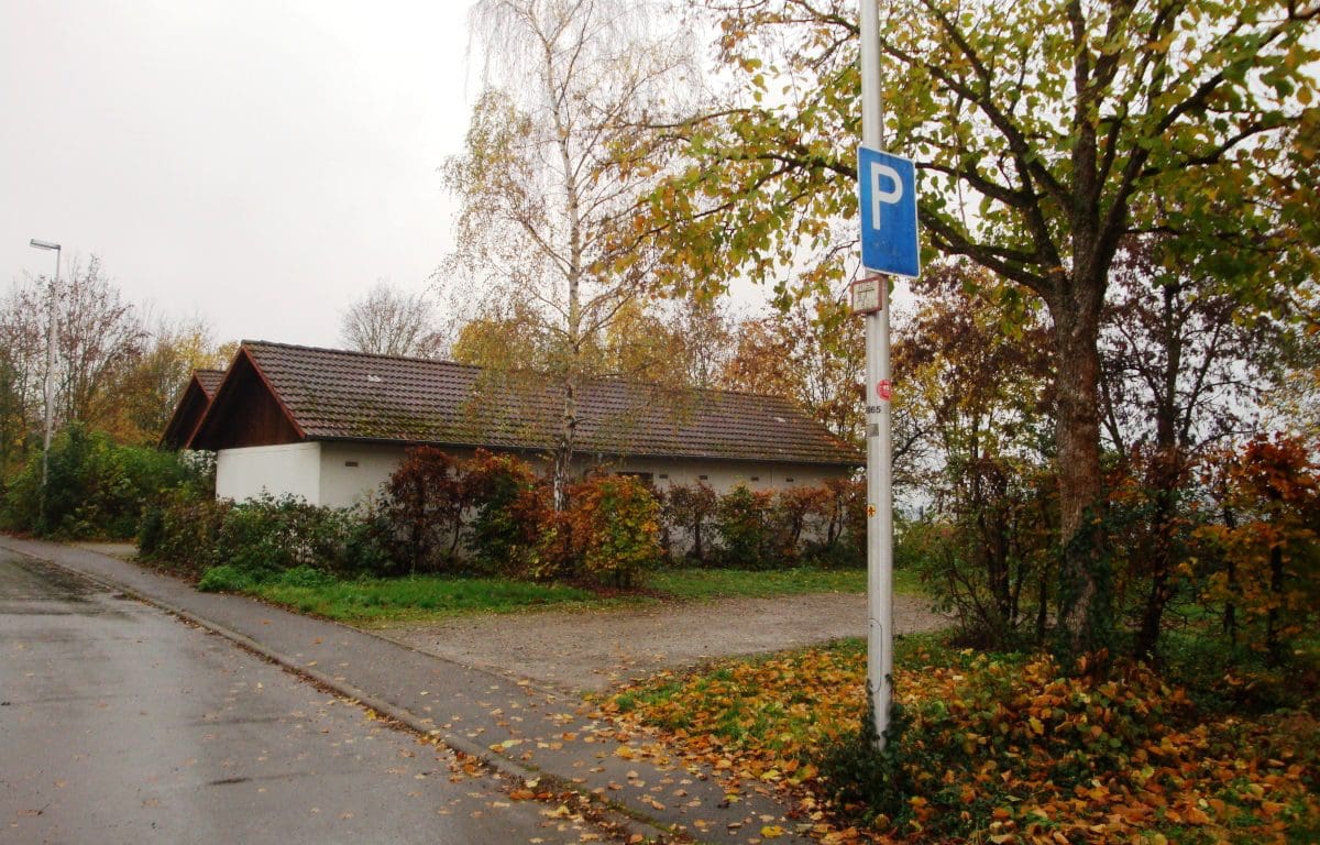 Wohnmobilstellplatz Gemeindehalle Benningen