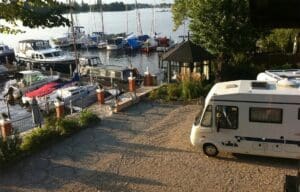 Wohnmobilstellplatz Fährhaus Wendenschloss