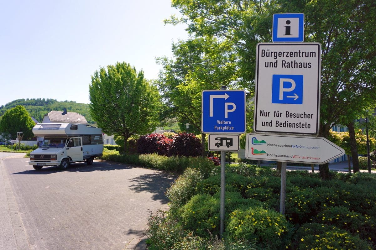 Wohnmobilstellplatz am Rathaus in Bestwig