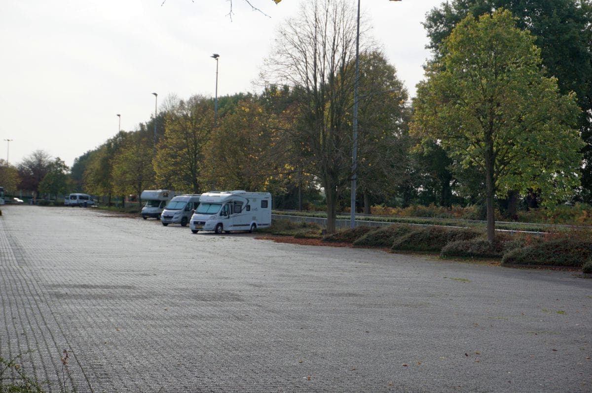 Wohnmobilstellplatz am Movie Park Germany