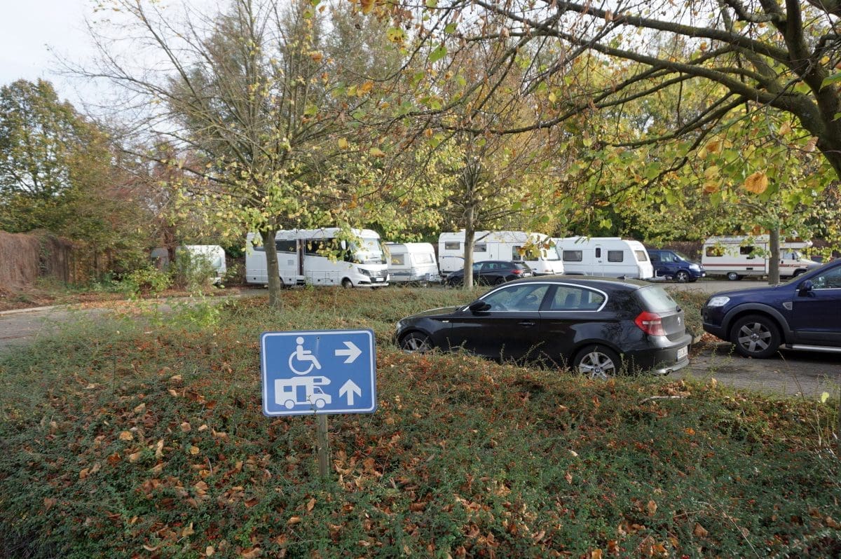 Wohnmobilstellplatz am Movie Park Germany