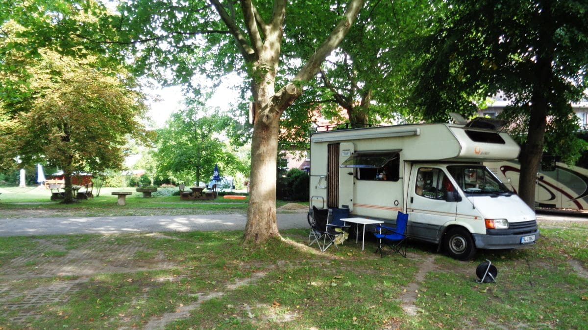 Wohnmobilstellplatz am Geiseltalsee