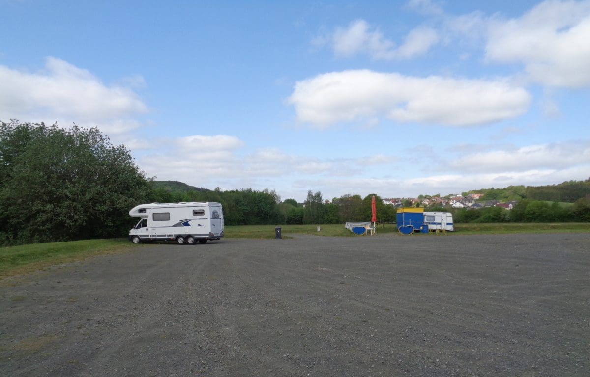 Wohnmobilstellplatz am Aartalsee
