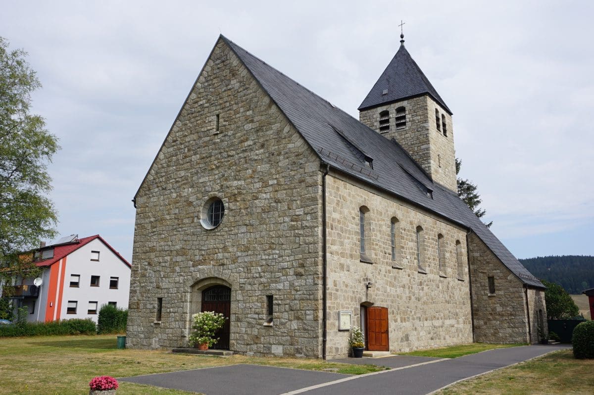 Katholische Kirche Mariä Himmelfahrt in Bischofsgrün