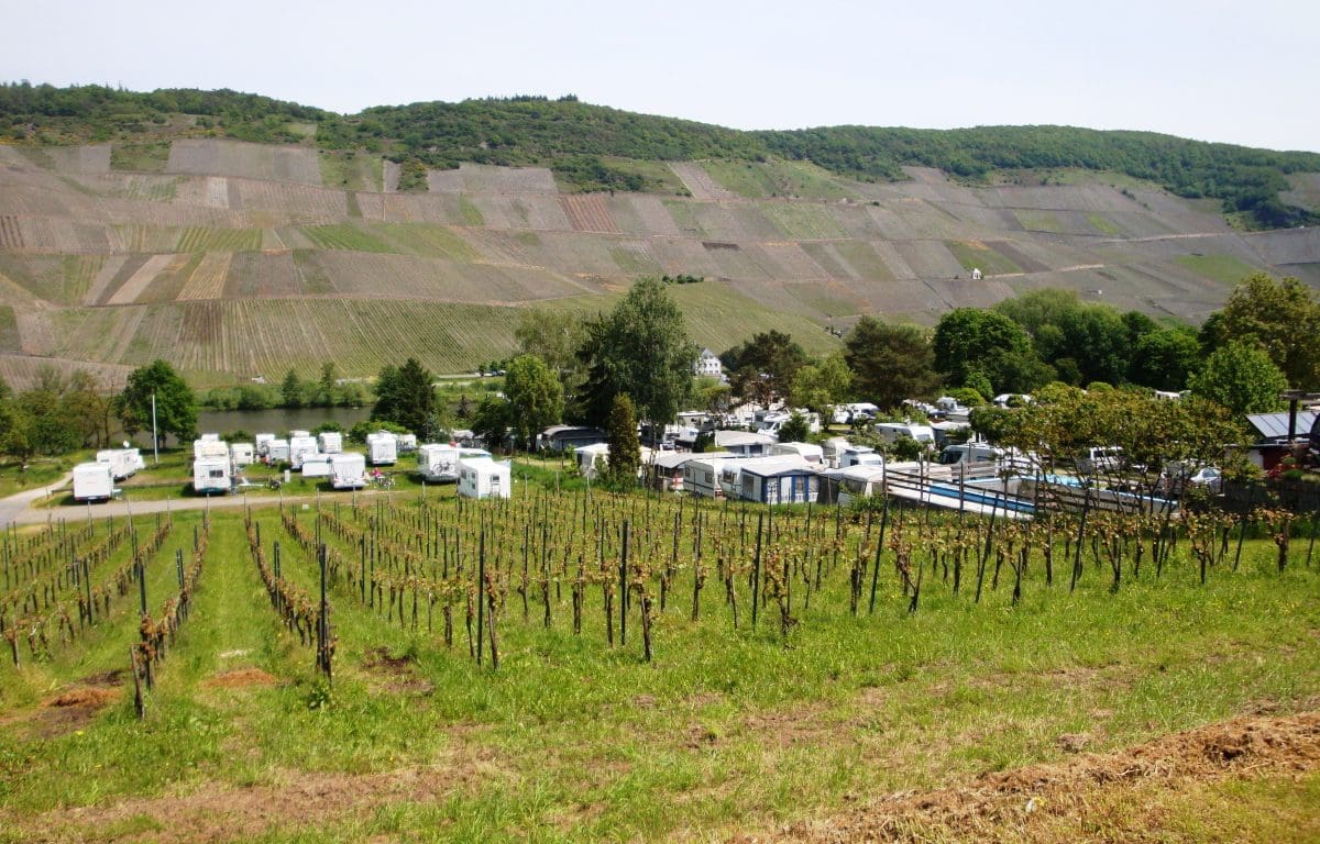Wohnmobilstellplatz am Weingut Studert Prüm