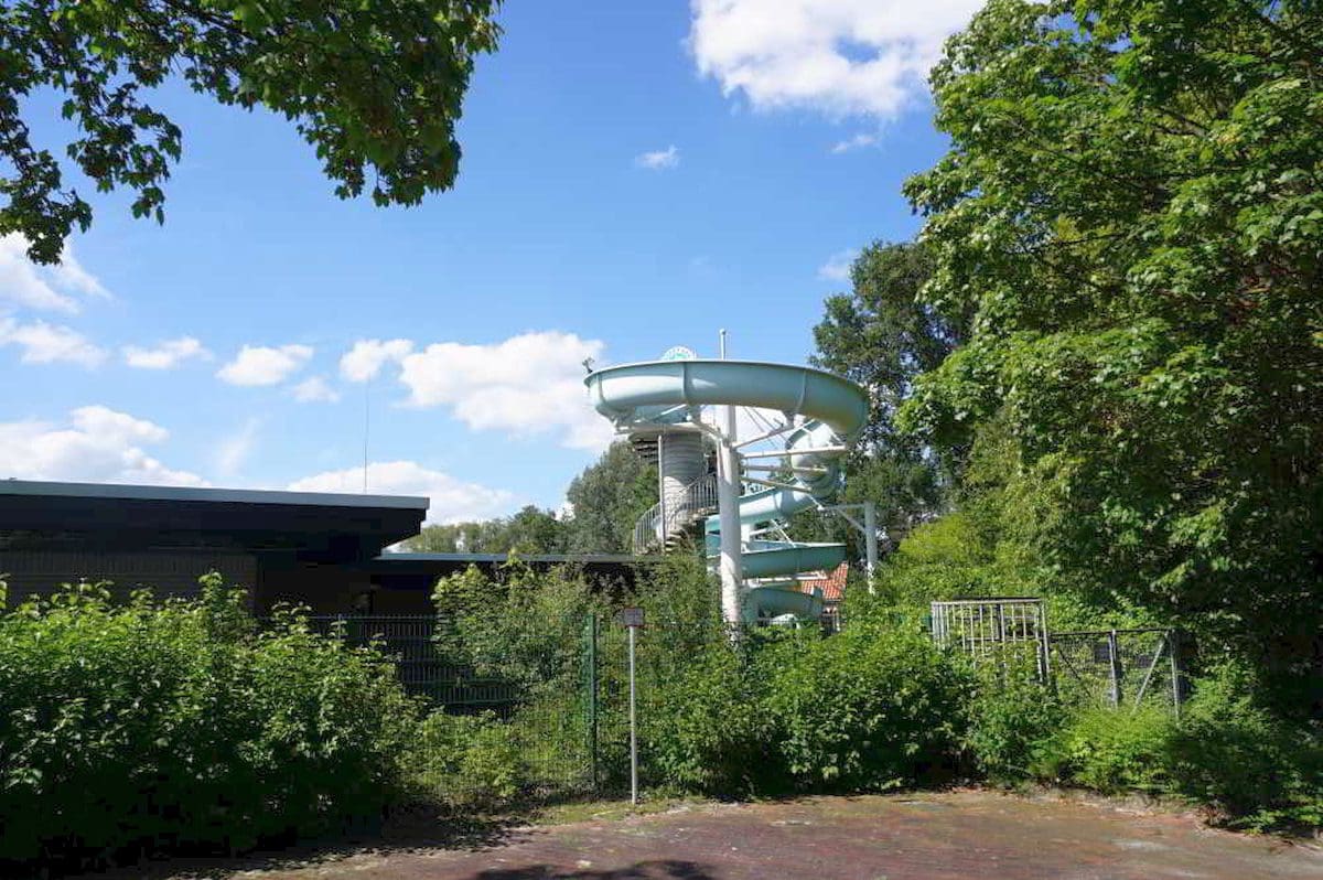 Wohnmobilstellplatz am Badepark