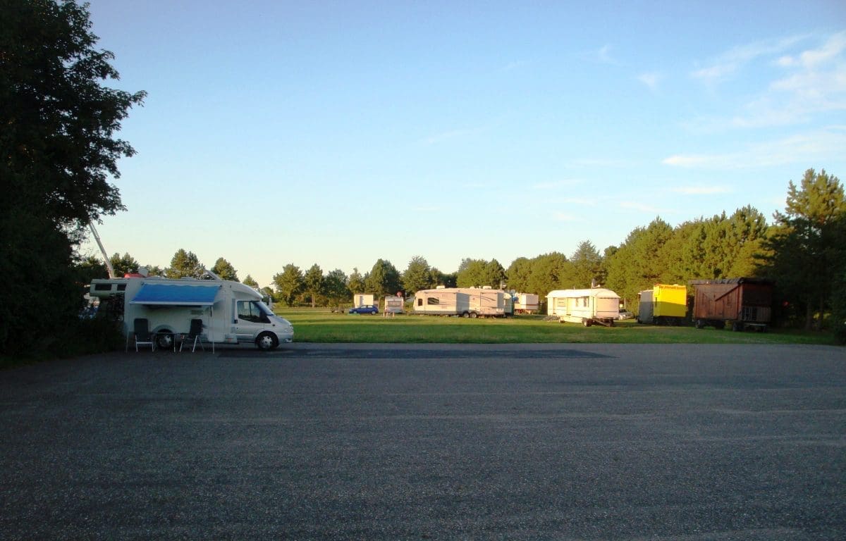 Wohnmobilstellplatz am Freizeitbad LUV