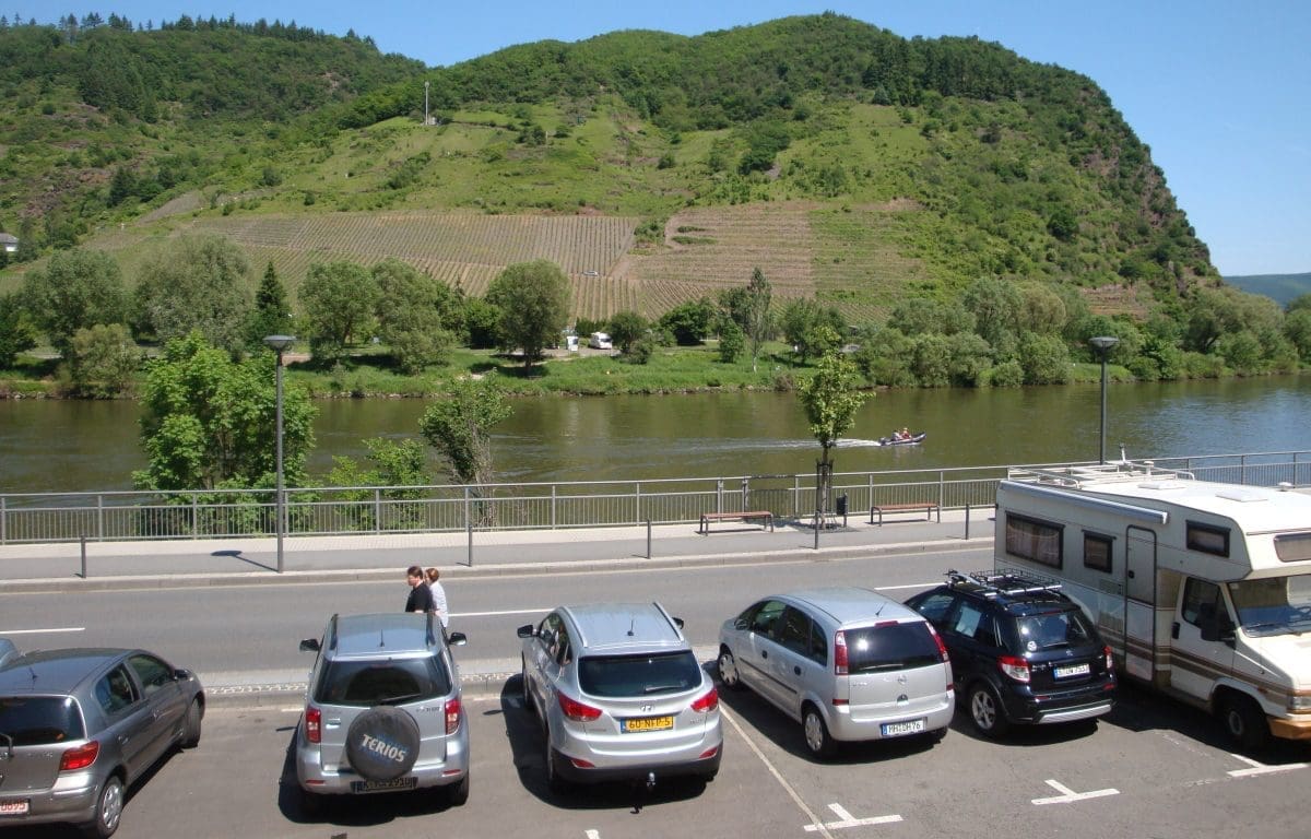 Wohnmobilstellplatz am Teneshaus in Cochem