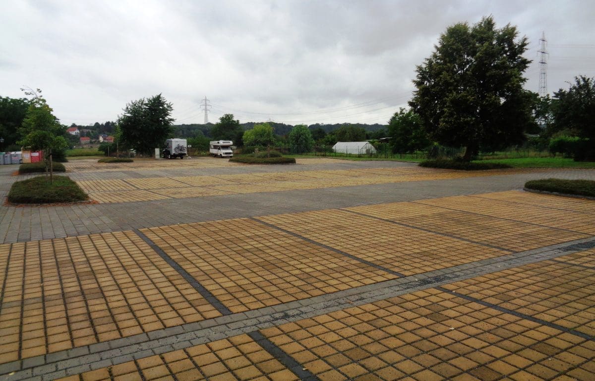 Wohnmobilstellplatz am Schloss Seußlitz