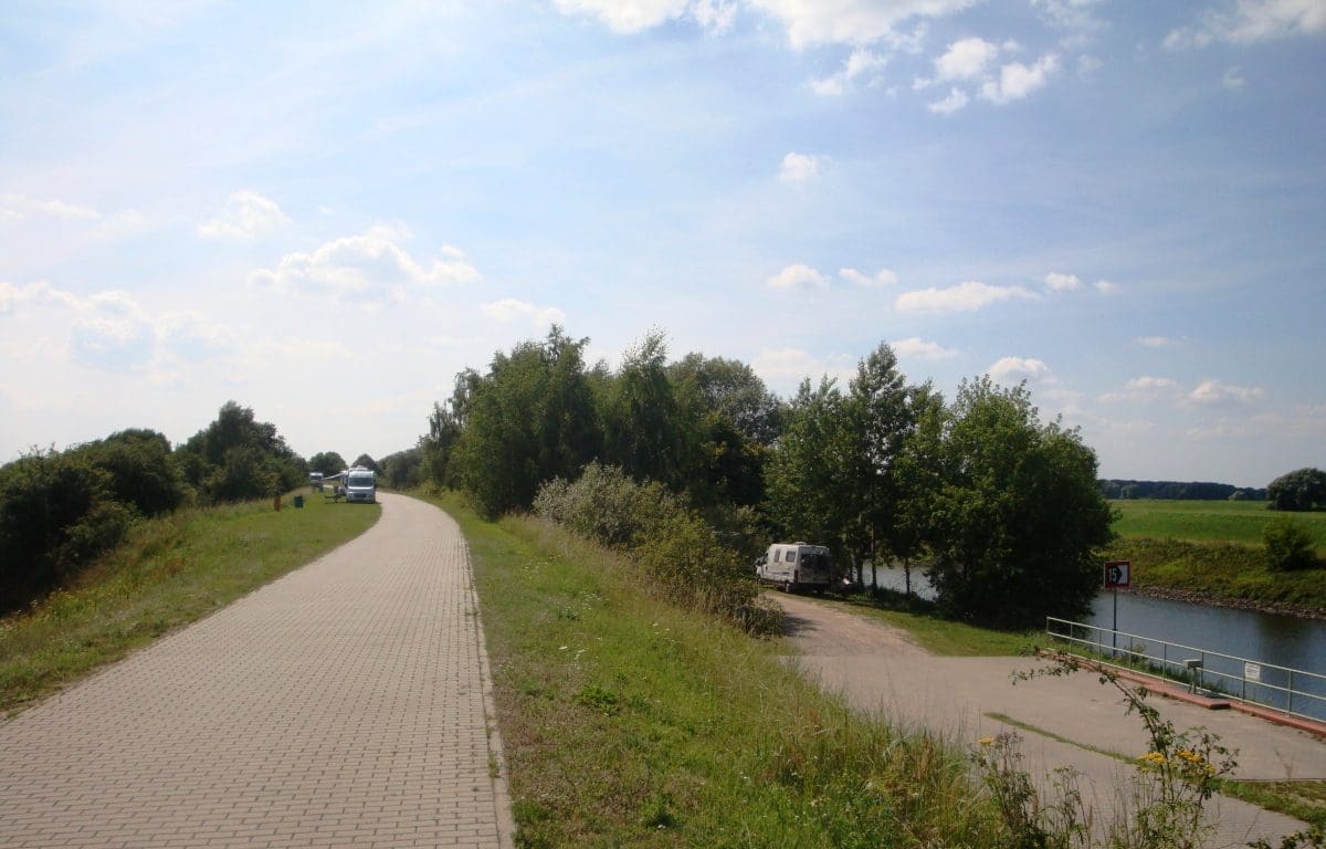 Wohnmobilstellplatz am Dömitzer Hafen